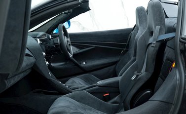 McLaren 720S Spider 19