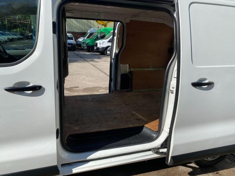 Peugeot Expert 1.6 BlueHDi 1000 S Standard Panel Van MWB Euro 6 6dr 31