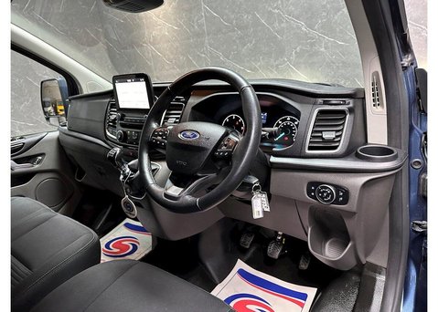 Ford Transit Custom 2.0 300 EcoBlue Limited Panel Van 5dr Diesel Manual L2 H1 Euro 6 (s/s) (130 9