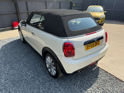 Mini Convertible 1.5 Cooper 2dr 26