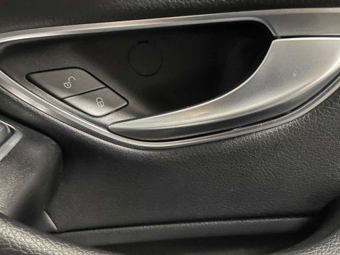 Mercedes-Benz C Class 2.0 C 300 AMG Line Premium Auto 2dr 10
