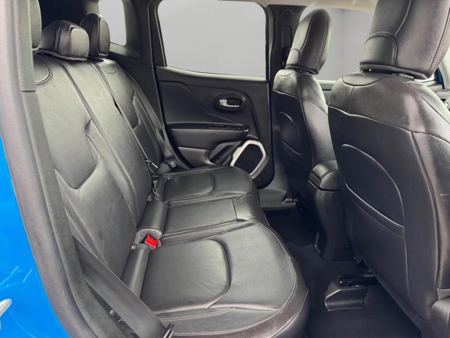 2016 Jeep Renegade — image 43