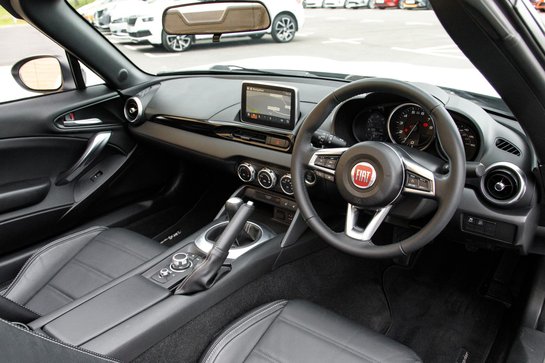 Fiat 124 Spider 1.4 Multiair S-DESIGN