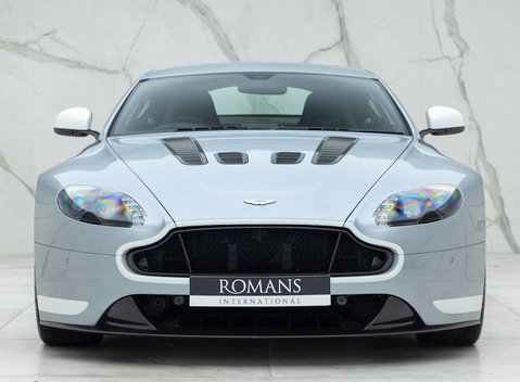 Aston Martin V12 Vantage S 4