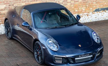 Porsche 911 Targa 4 GTS (991.2) 9