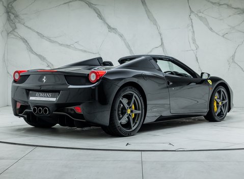 Ferrari 458 SPIDER 9