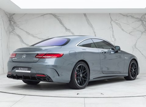Mercedes-Benz S63 AMG Coupe 7