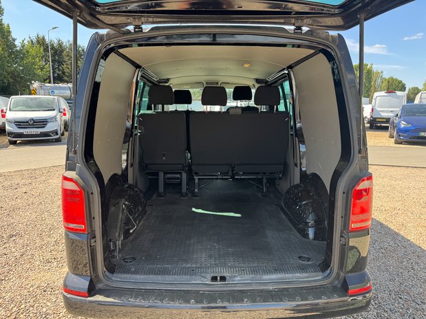 Volkswagen Transporter Crew Cab AUTO SWB L1H1 Low Roof Highline T30 Air Con Alloys Sensors EURO 6 8