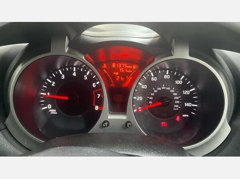 Nissan Juke 1.2 DIG-T N-Connecta Euro 6 (s/s) 5dr 9