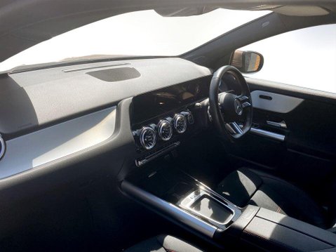 Mercedes-Benz GLA 1.3 GLA250e 15.6kWh AMG Line (Premium) SUV 5dr Petrol Plug-in Hybrid 8G-DCT 15