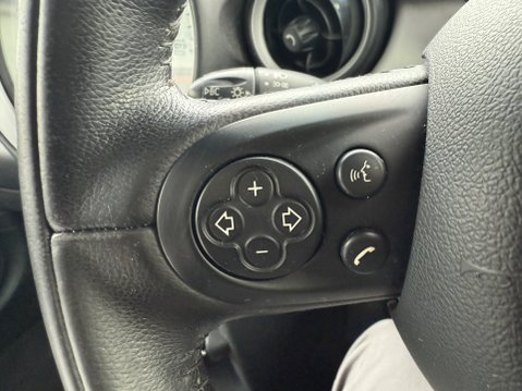 Mini Convertible COOPER CONVERTIBLE 16