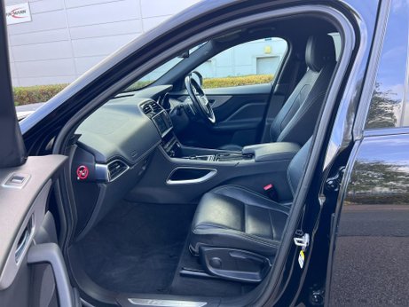 Jaguar F-Pace 2.0 D180 R-Sport Auto AWD Euro 6 (s/s) 5dr 82