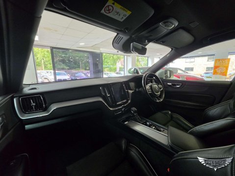 Volvo XC60 2.0 D5 PowerPulse R-Design Auto AWD Euro 6 (s/s) 5dr 78