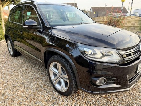 Volkswagen Tiguan 2.0 TDI BlueMotion Tech R-Line SUV 5dr Diesel DSG 4WD Euro 5 (s/s) (177 ps) 7