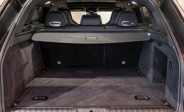 Land Rover Range Rover Sport 5.0 SVR 17