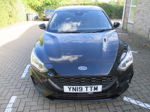 Ford Focus 1.0T EcoBoost ST-Line Euro 6 (s/s) 5dr 3