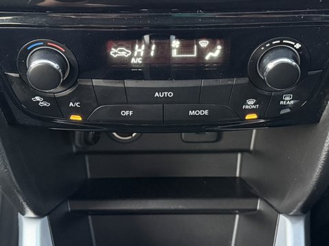Suzuki Vitara 1.6 SZ-T 5dr Auto 27