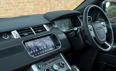 Land Rover Range Rover Sport 3.0 SDV6 URBAN 21