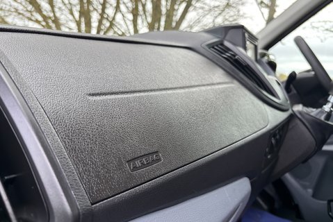 Ford Transit 350 L3H2 130 ps DCIV - Air Con / Sat Nav 28