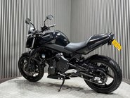 Kawasaki Er ER6 2011 ONLY 7K VERY CLEAN EXAMPLE LONG MOT IDEAL FIRST BIG BIKE 6
