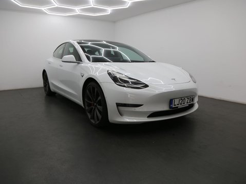 Tesla Model 3 (Dual Motor) Performance Auto 4WDE 4dr (Performance Upgrade) 1