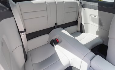 Porsche 911 Carrera (992) 14