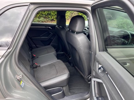 Audi Q3 2.0 TFSI 45 S line S Tronic quattro Euro 6 (s/s) 5dr 32