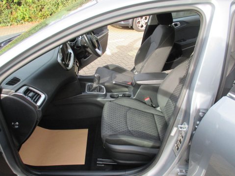 Kia Ceed 1.6 CRDi 2 NAV Sportswagon Euro 6 (s/s) 5dr 25