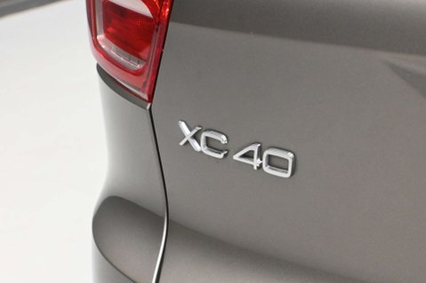 Volvo XC40 1.5 XC40 R-Design Pro T5 Recharge Auto 5dr 46