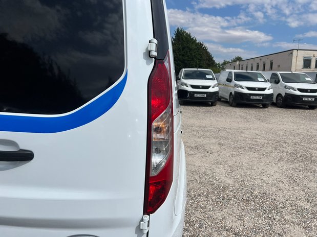 Ford Transit Connect Crew Cab LWB L2H1 Low Roof Trend Air Con EURO 6 NO VAT 21