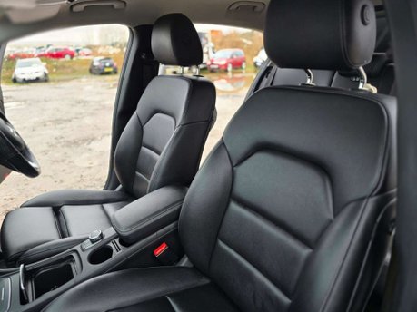 Mercedes-Benz GLA 2.1 GLA220d Sport (Executive) SUV 5dr Diesel 7G-DCT 4MATIC Euro 6 (s/s) (17 42