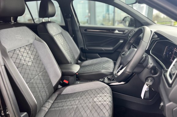 Volkswagen T-Roc R-LINE 2.0 TSI 4MOTION DSG AUTOMATIC 18