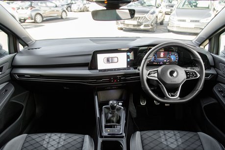 Volkswagen Golf R-LINE TSI