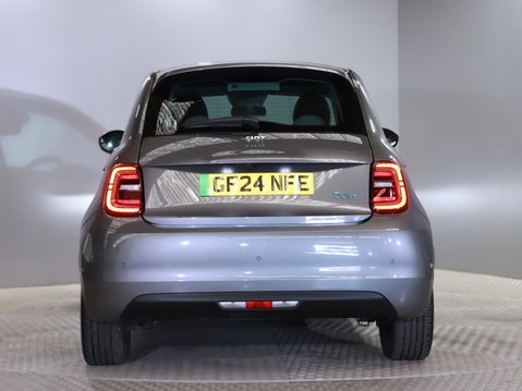 Fiat 500 87kW La Prima 42kWh 3dr Auto 9