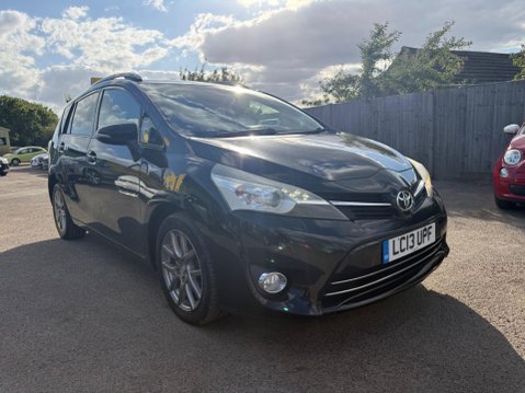 Toyota Verso 2.0 D-4D Excel Euro 5 5dr 4