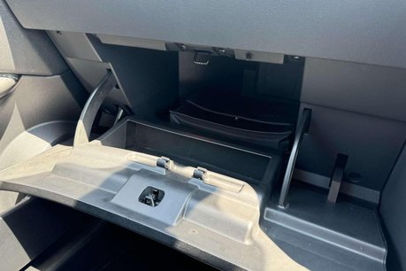 Nissan Qashqai 1.6 dCi 360 SUV 5dr Diesel Manual 4WD Euro 5 (s/s) (130 ps) 56