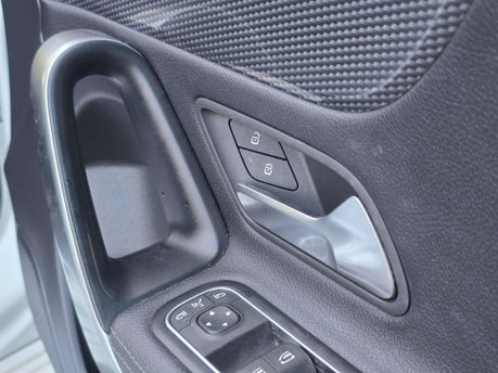 Mercedes-Benz A Class 1.5 A180d Sport (Executive) Hatchback 5dr Diesel 7G-DCT Euro 6 (s/s) (116 p 25