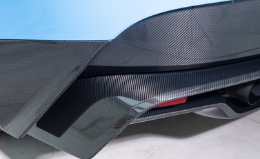 Aston Martin Vantage GT8 36