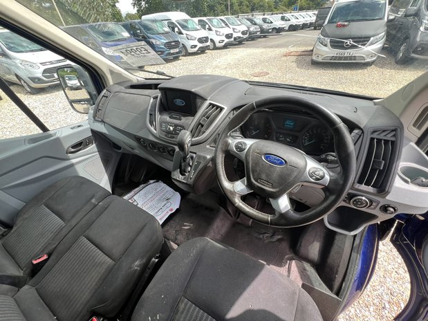Ford Transit AUTO MWB L2H2 Medium Roof Trend 300 EURO 6 NO VAT 30