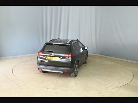 Peugeot 2008 ALLURE PREMIUM 6