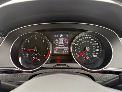 Volkswagen Passat SE NAV TDI DSG 19