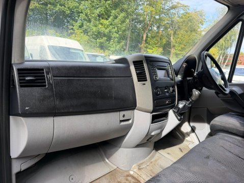 Mercedes-Benz Sprinter 2.1 310 CDi Panel Van 4dr Diesel Manual RWD L3 H3 (240 g/km, 95 bhp) 26
