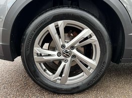Volkswagen T-Roc 1.5 T-Roc R-Line TSI Semi-Auto 5dr 14