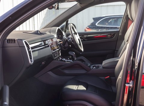 Porsche Cayenne S 17