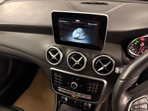 Mercedes-Benz GLA 1.6 GLA200 SE (Executive) Euro 6 (s/s) 5dr 19