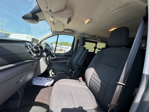 Ford Transit Custom Crew Cab [SOLD MT] AUTO SWB L1H1 Limited 300 Air Con Cam EURO 6 NO VAT 15