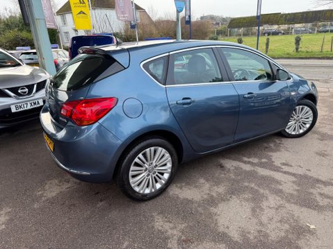 Vauxhall Astra 1.6 CDTi ecoFLEX Excite Euro 6 (s/s) 5dr 6