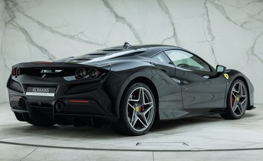Ferrari F8 Tributo 6