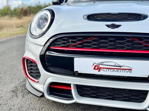Mini Hatch 2.0 John Cooper Works Euro 6 (s/s) 3dr 25