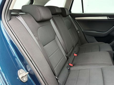 Skoda Superb 1.4 Superb SE TSi 5dr 19